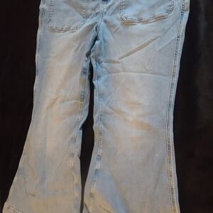 American Eagle Outfitters Women's Light Blue Jeans
